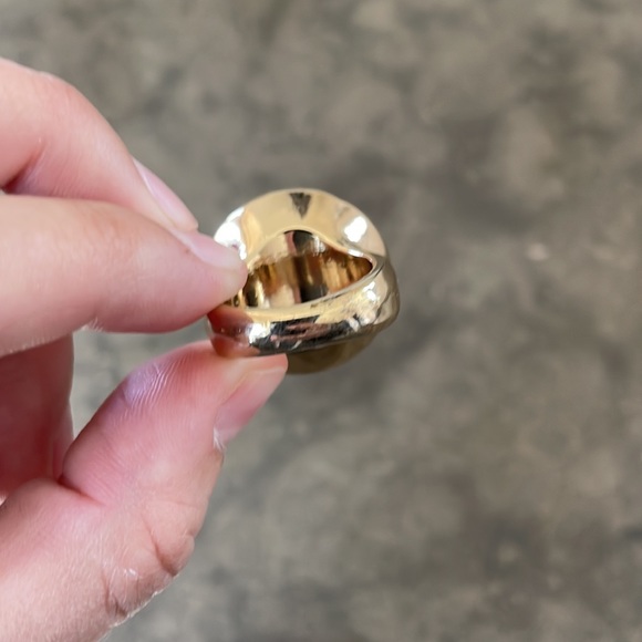 Gold and Black statement Cocktail Ring - Picture 5 of 10